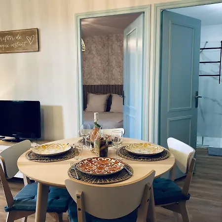 Renove Au Calme, Avec Clim Et Terrasse Proche De La