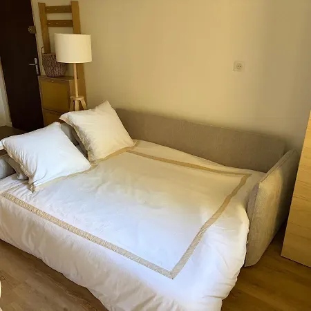 Renove Au Calme, Avec Clim Et Terrasse Proche De La Appartement *